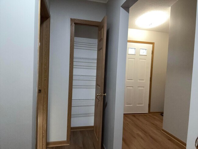 Building Photo - 3802 Willowswitch Ln