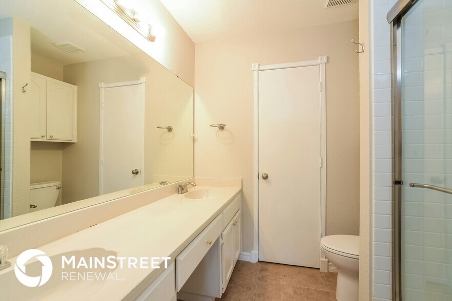 Building Photo - 2604 Briarcliff Dr