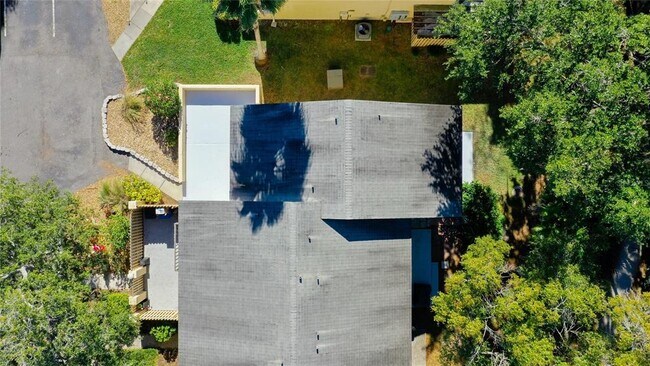 Building Photo - 9027 Pebble Creek Dr