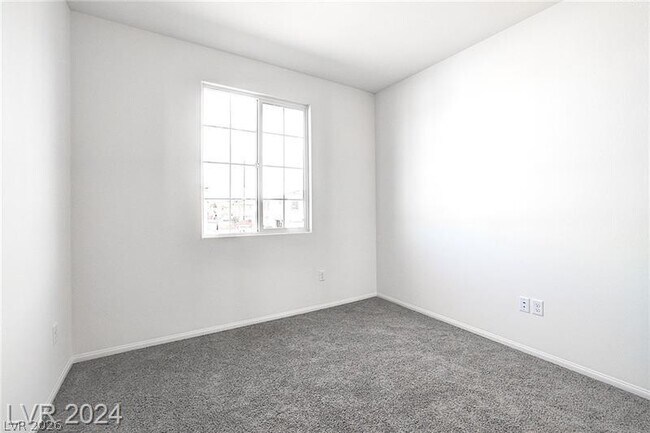 Building Photo - 5613 Steampunk St