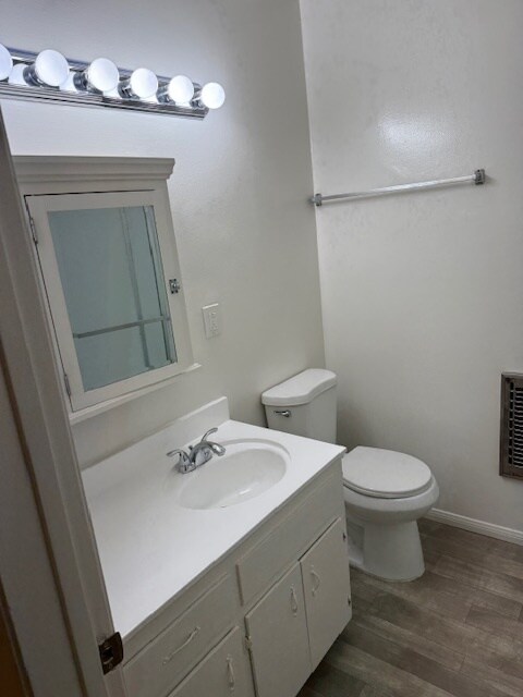 Bathroom 2 - 1440 Barry Ave