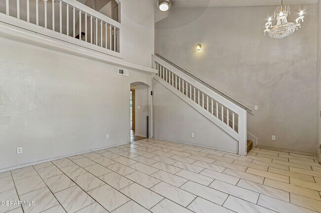 Building Photo - 409 Desert Chicory St