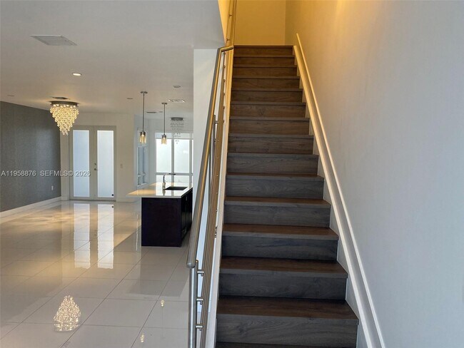 Building Photo - 6430 NW 104th Path