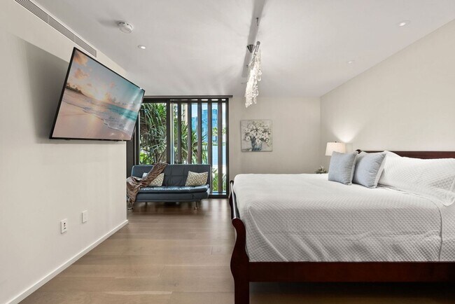 Building Photo - Park Lane Getaway by Gather: 2BR Oceanview...