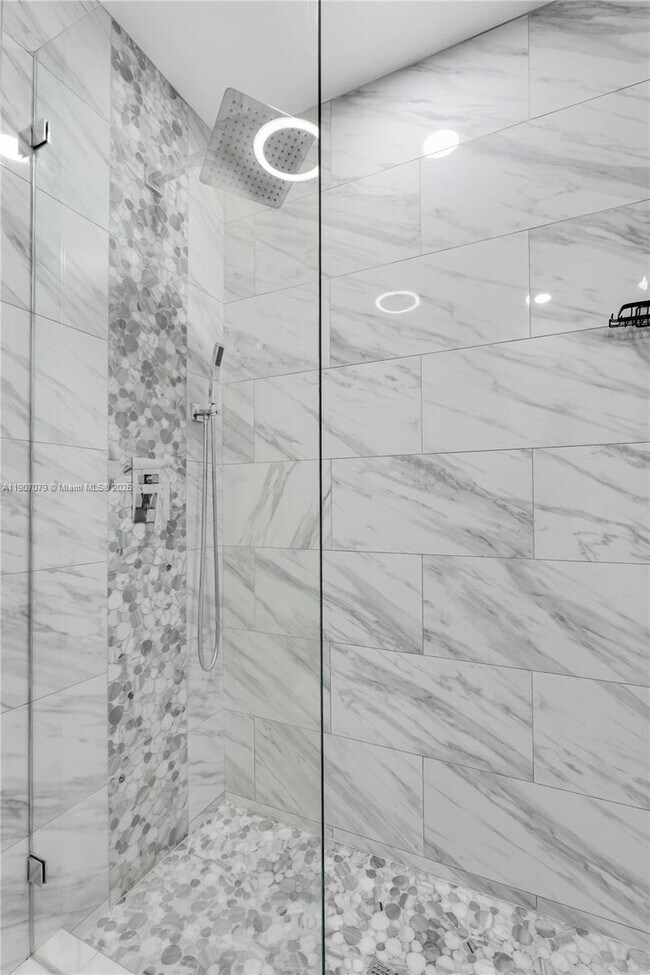 Building Photo - 14308 SW 120th Ct