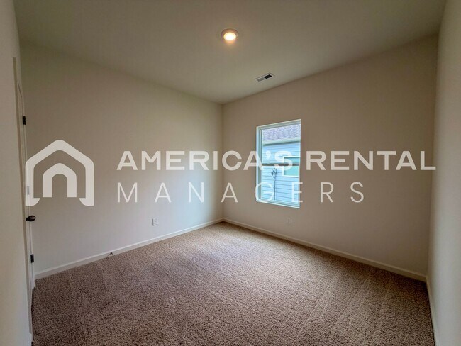 Building Photo - Modern Single Level Living in Doss Ferry - Available NOW!