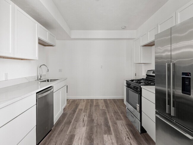 Building Photo - 42 William St