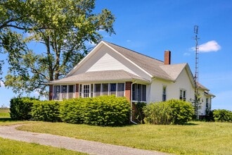Building Photo - Charming 2 Bedroom, 1 Bathroom Rural Home for Rent