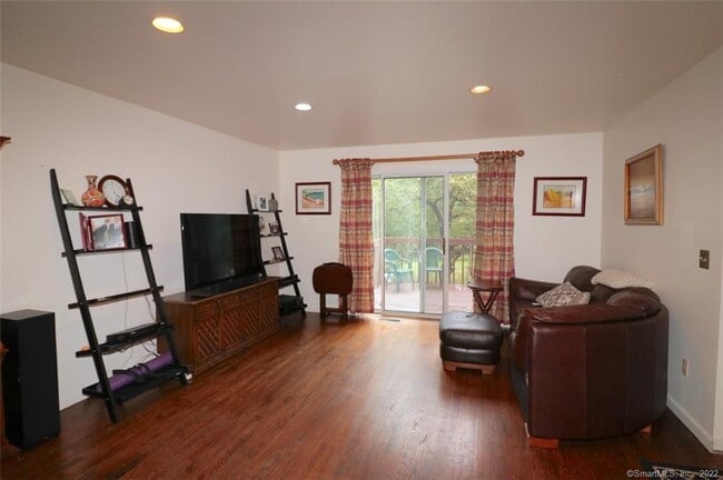 Building Photo - 511 Scofieldtown Rd