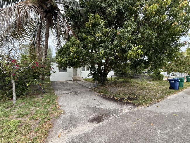 Building Photo - 1125 NW 144th St
