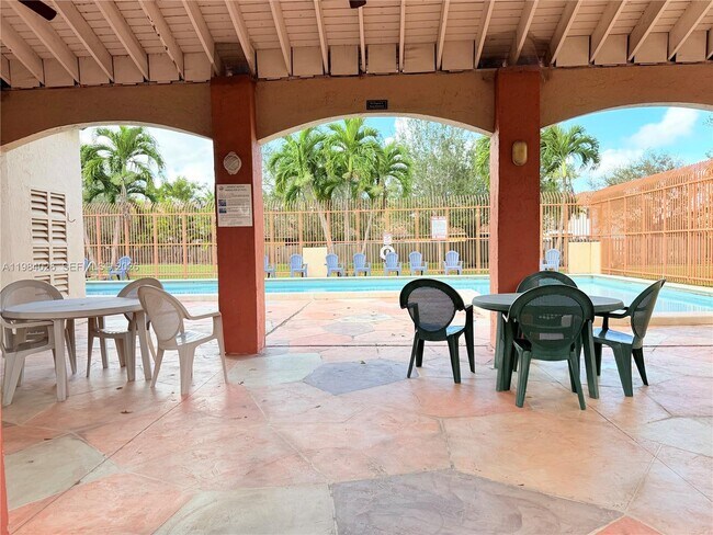 Building Photo - 10233 NW 9th St Cir