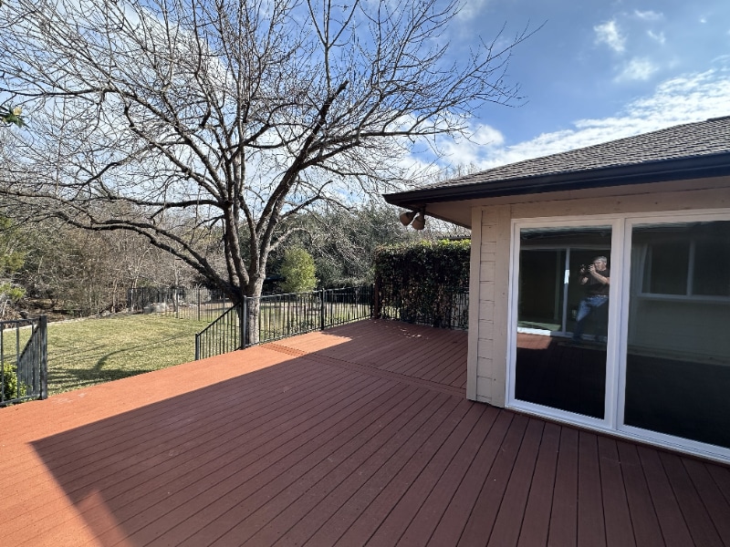 Building Photo - 1109 Lohmans Crossing Rd