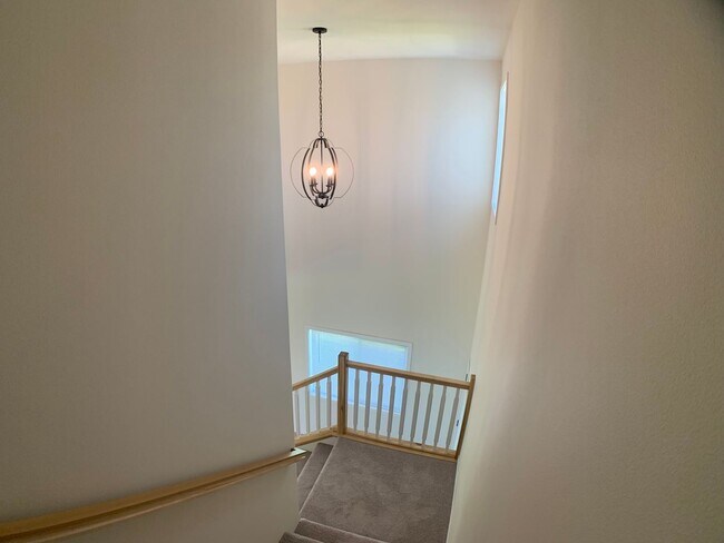 Building Photo - 1360 Goldenwood Dr