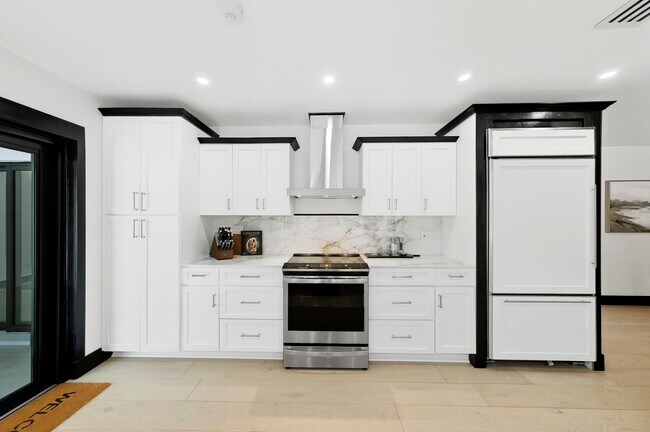 Building Photo - 8341 SW 87th Terrace