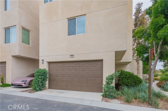 Building Photo - 111 Bosque