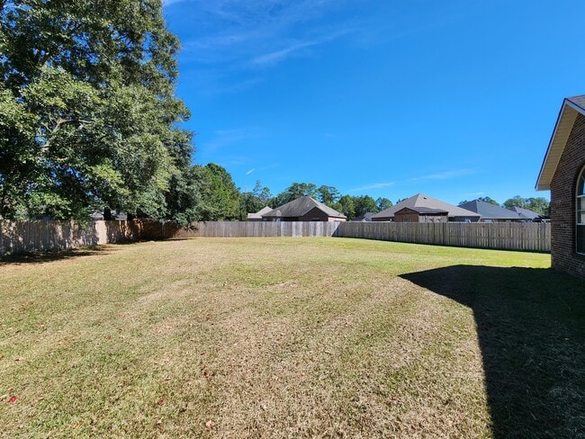 Building Photo - 6320 Luckey Ln