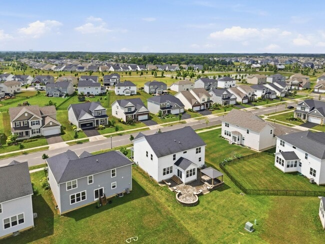 Building Photo - 637 Bald Eagle Dr
