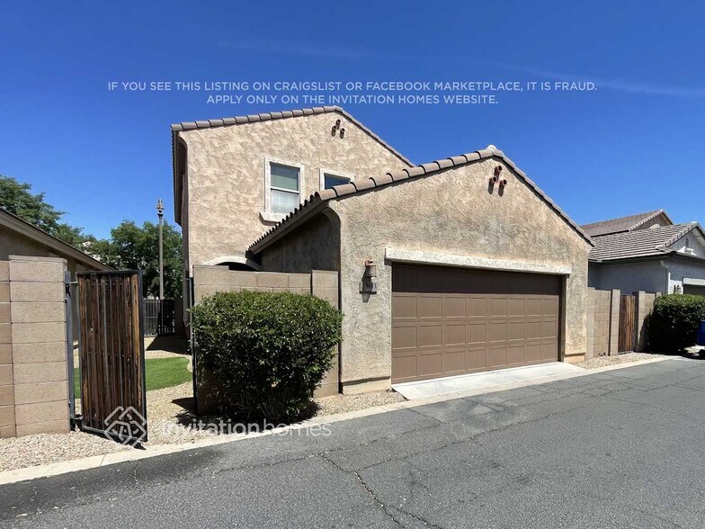 Building Photo - 3483 E Sheffield Rd