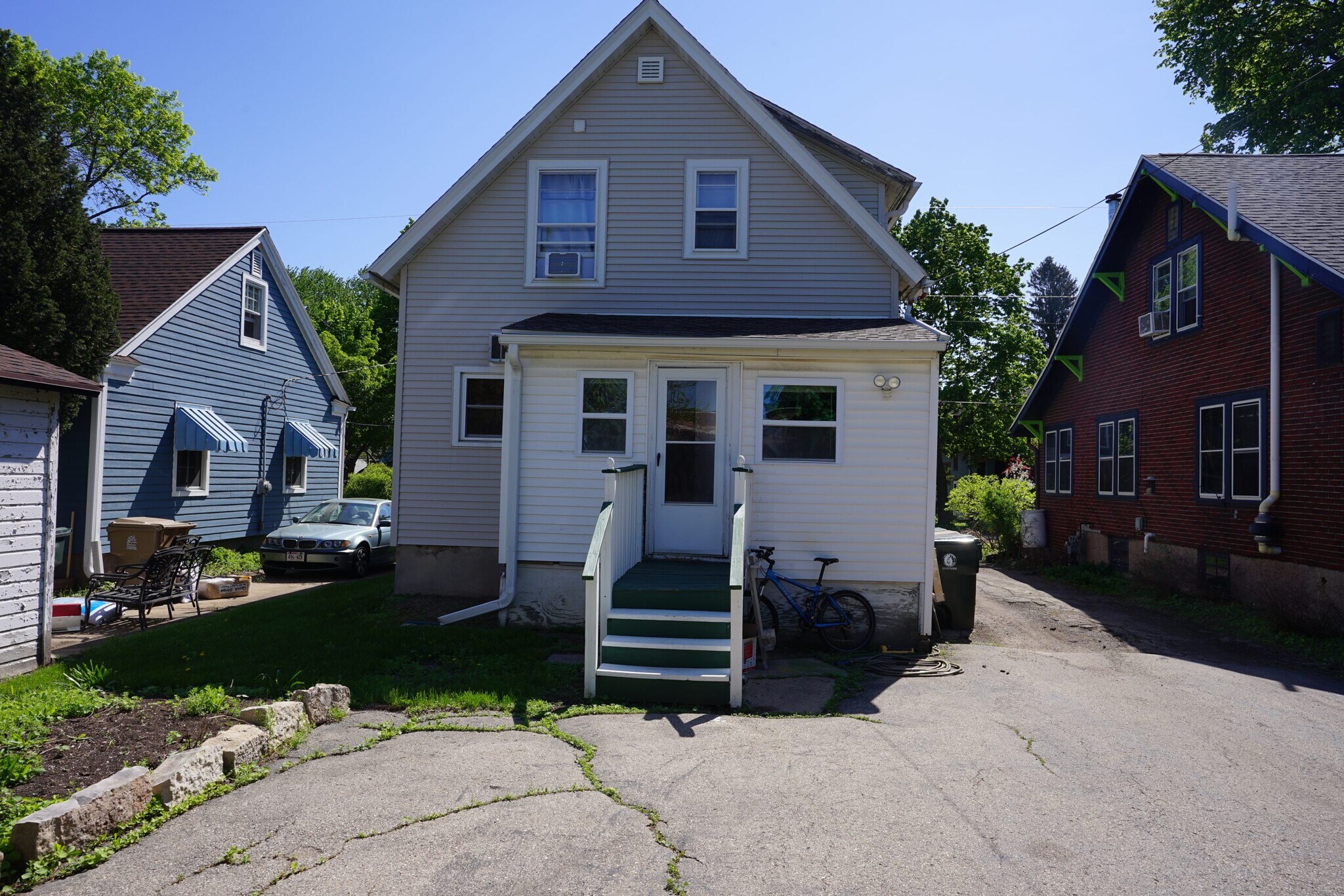 Building Photo - 142 S Marquette St