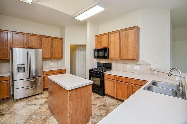 Building Photo - 3268 Jessica Ct