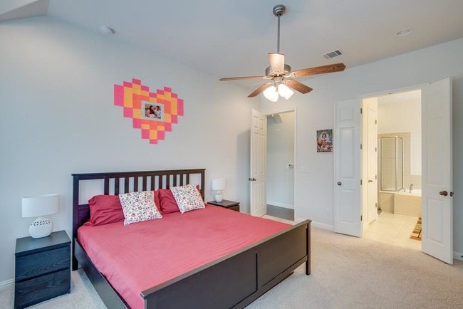 Building Photo - 103 Farola Cove