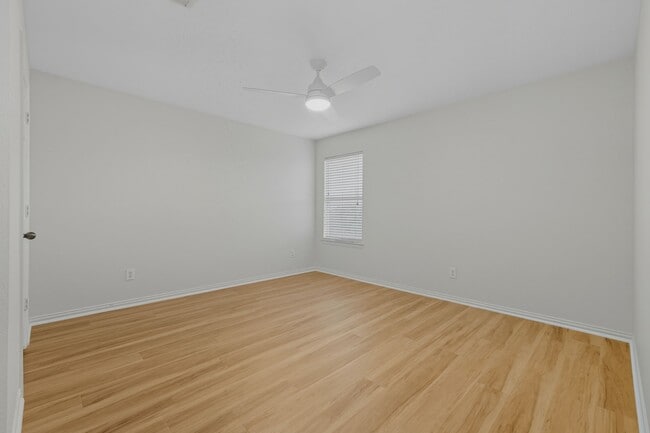 Building Photo - 28018 Wind Hawk Dr