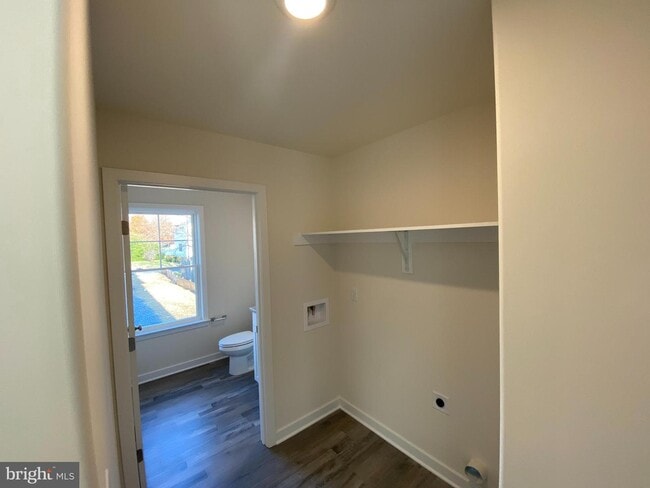 Building Photo - 316 3rd St