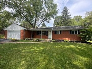 Building Photo - 4184 Sugarcreek Dr