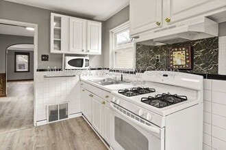 Building Photo - 249 S Hartnett Ave