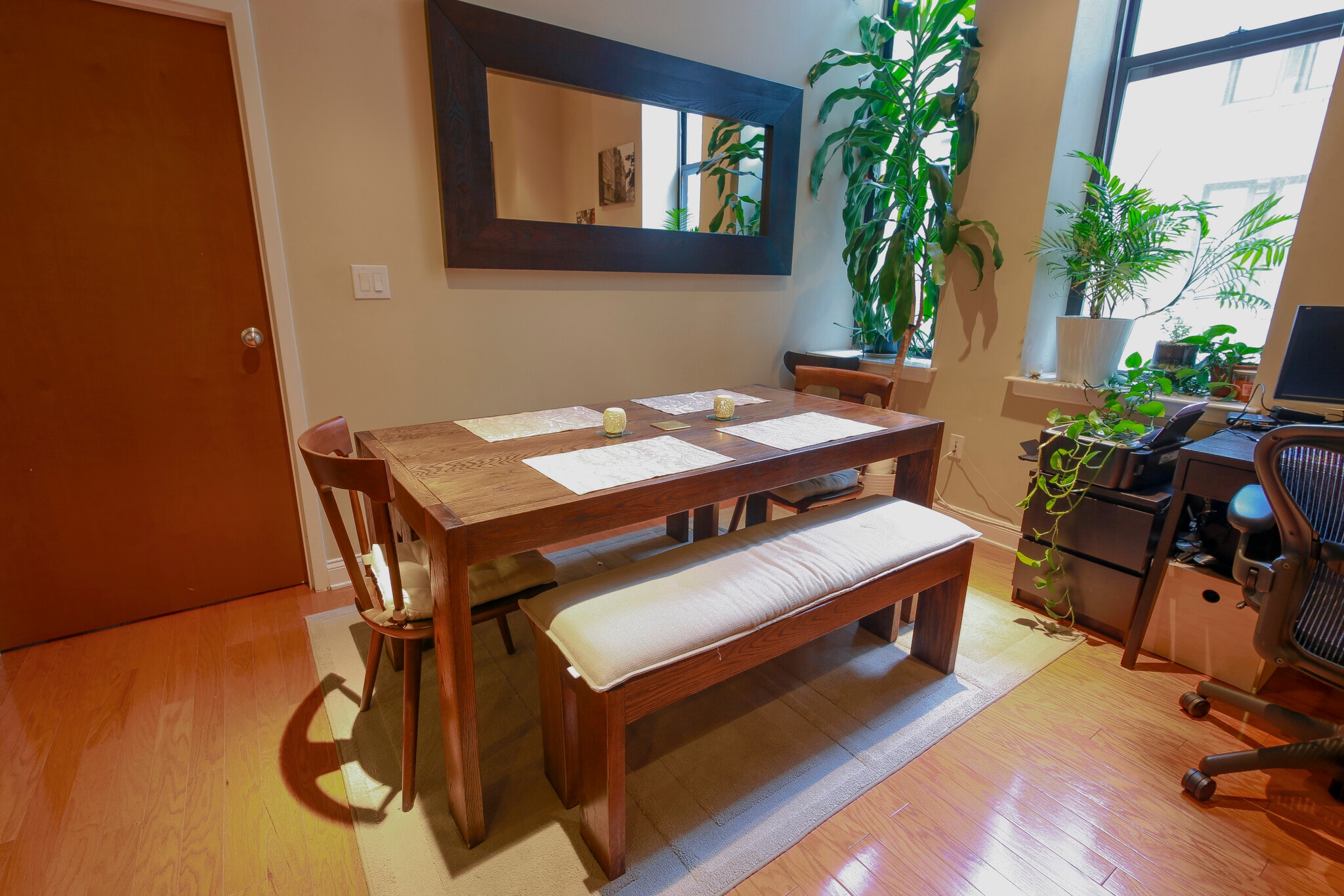 Dining Area - 1011 Chestnut Street