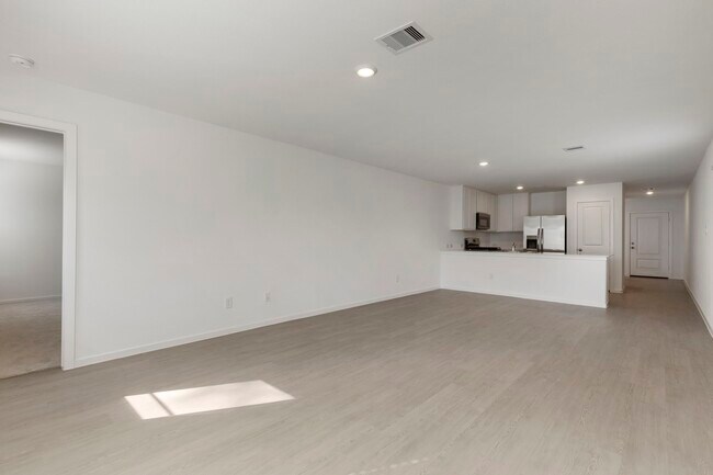 Building Photo - 490 Southern Magnolia Wy