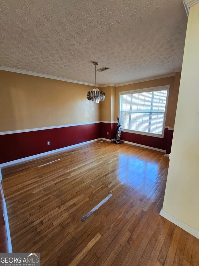 Building Photo - 108 Talon Pl