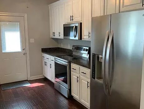 Building Photo - 401 Harper Ct