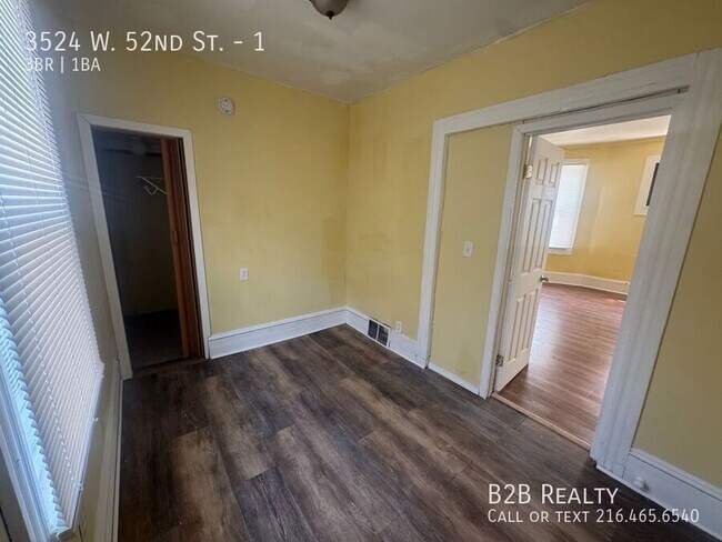 Building Photo - 3524 W 52nd St