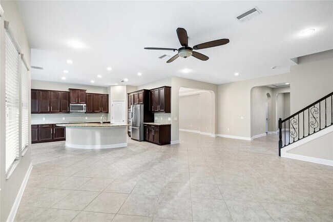 Building Photo - 4123 Windcrest Dr