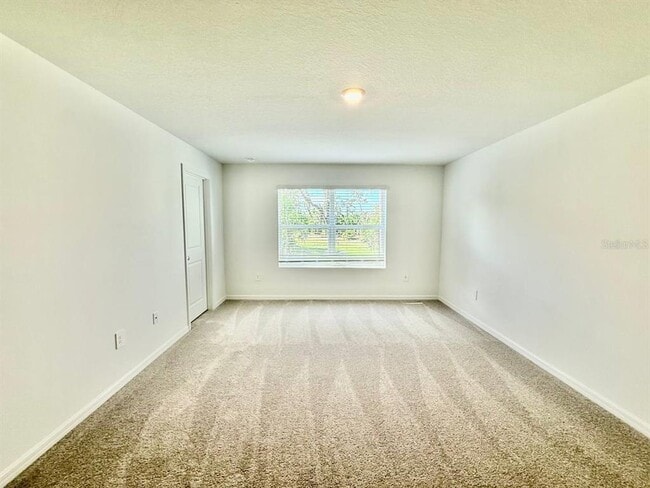 Building Photo - 10409 GOLDEN SANDS Ave