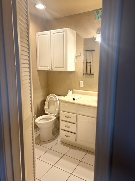 Building Photo - 1148 White Lake Ct