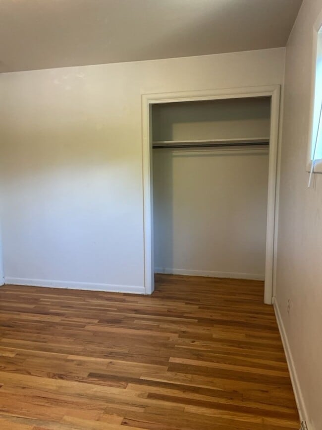 Building Photo - 1708-1710 Morningside Dr