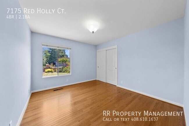 Building Photo - 7175 Red Holly Ct