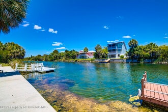 Building Photo - 3276 Rose Arbor Dr