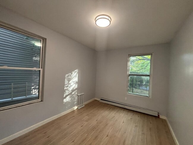 Building Photo - 177 Van Nostrand Ave