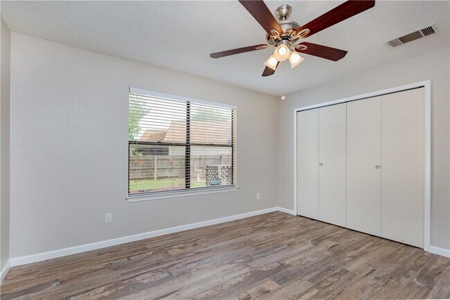 Building Photo - 2322 Klattenhoff Dr