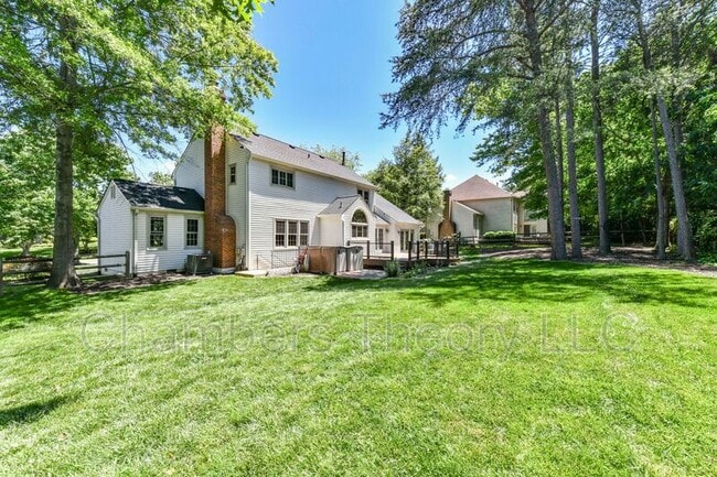 Building Photo - 6412 Gristmill Square Trce