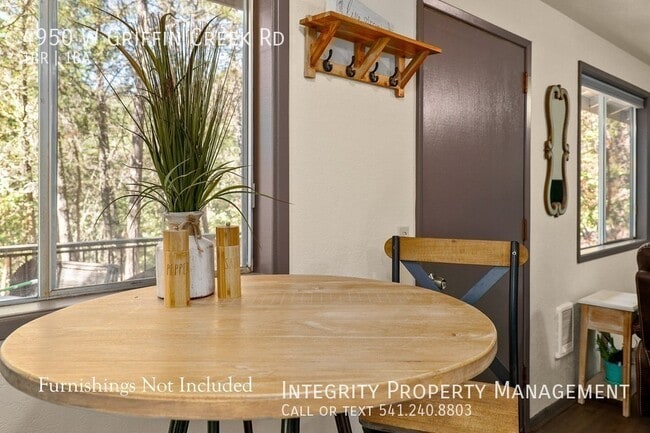 Building Photo - 4950 W Griffin Creek Rd