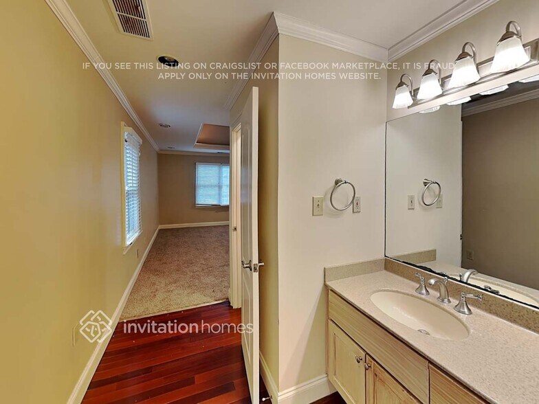 Building Photo - 2048 Kolb Ridge Ct SW