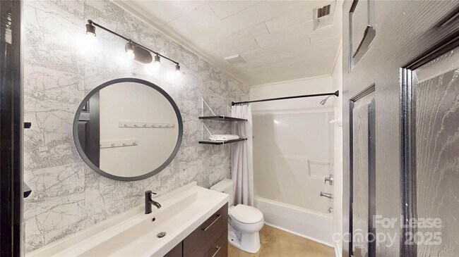 Building Photo - 5229 Mt Holly-Huntersville Rd