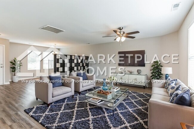 Building Photo - 29946 Glenrose Way