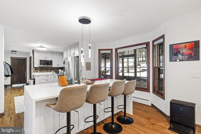 Building Photo - 761 Timberlake Dr