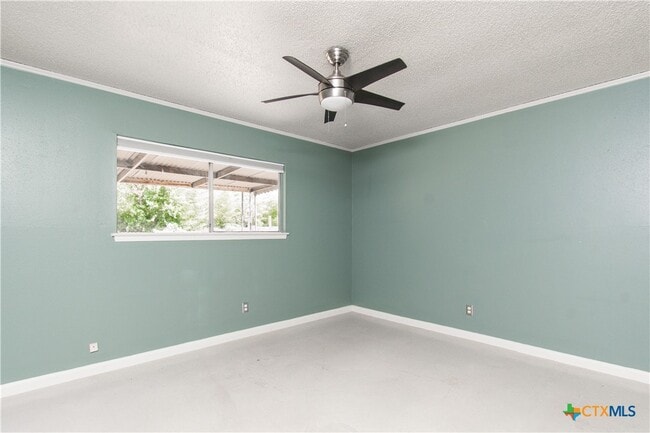 Building Photo - 2524 Berkett Dr