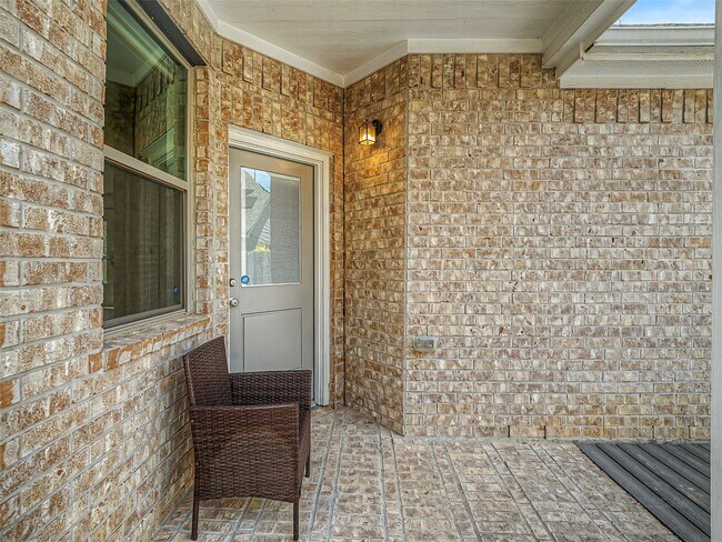 Building Photo - 6019 Dovetail Cliff Ct